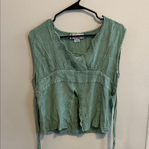 Just Cruising Tops - Elegant Green Lace Detail Blouse